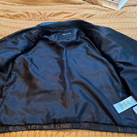 Madewell Washed Leather Motorcycle Jacket : Brass Hardware edition size Medium - Picture 3 of 5